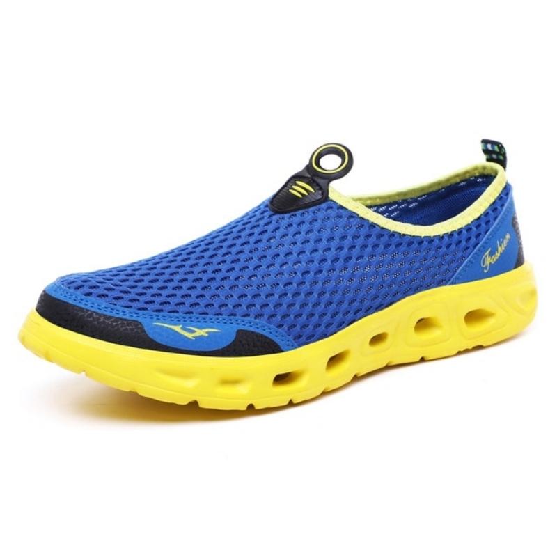 Breathable Anti-Odor Walking Shoes