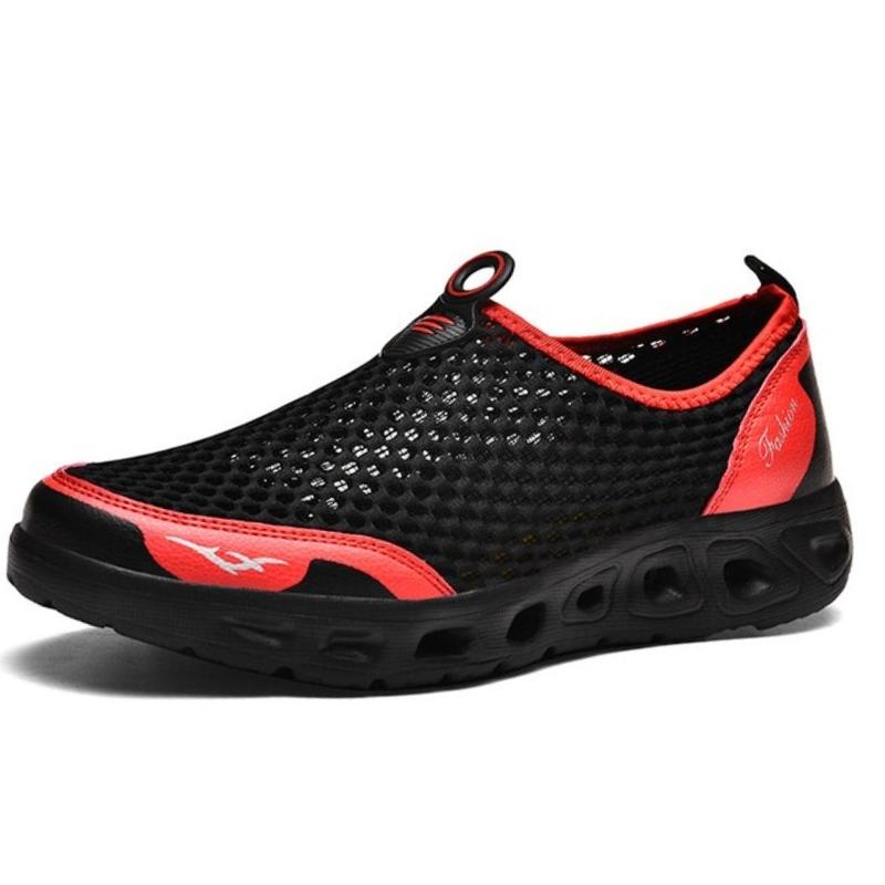 Breathable Anti-Odor Walking Shoes